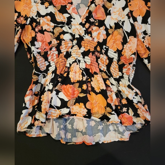 Harve Benard 100% Rayon Blouse. 3/4 sleeves. - Picture 5 of 12